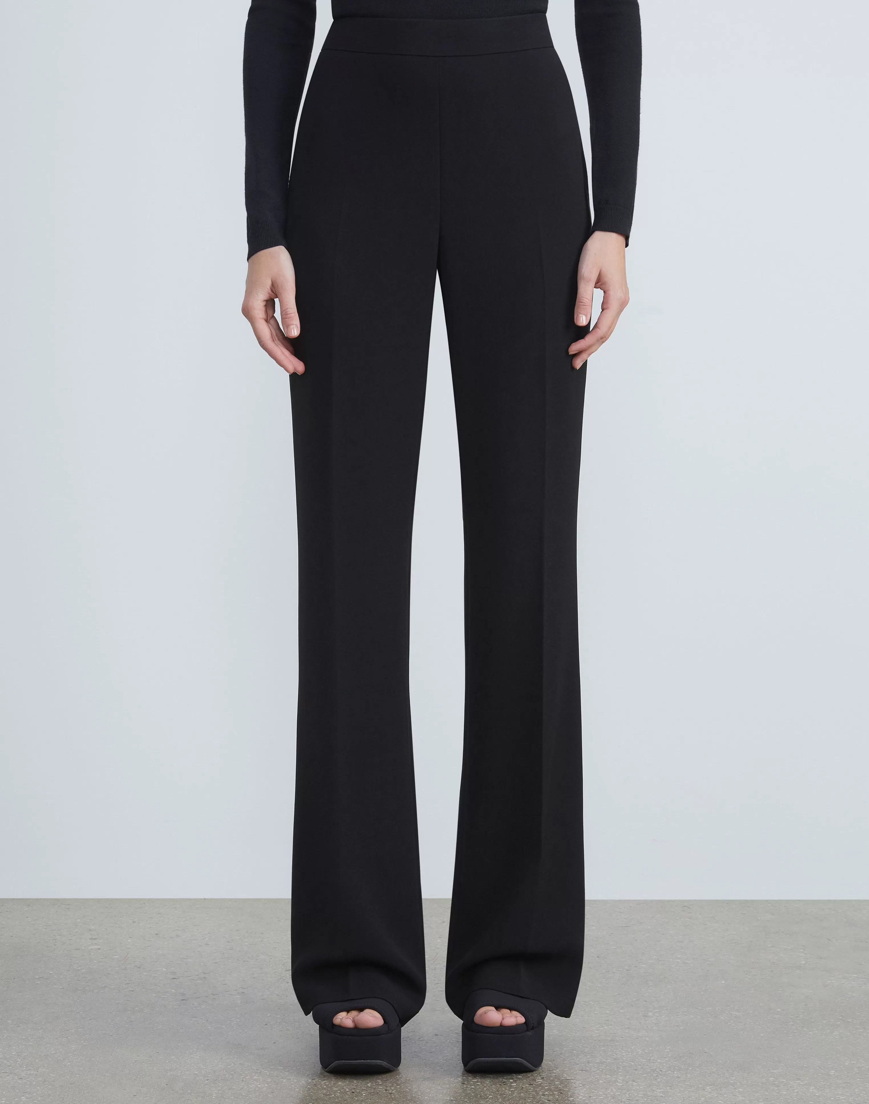 Finesse Crepe Gates Side-Zip Flared Pant<Lafayette 148 New York Shop