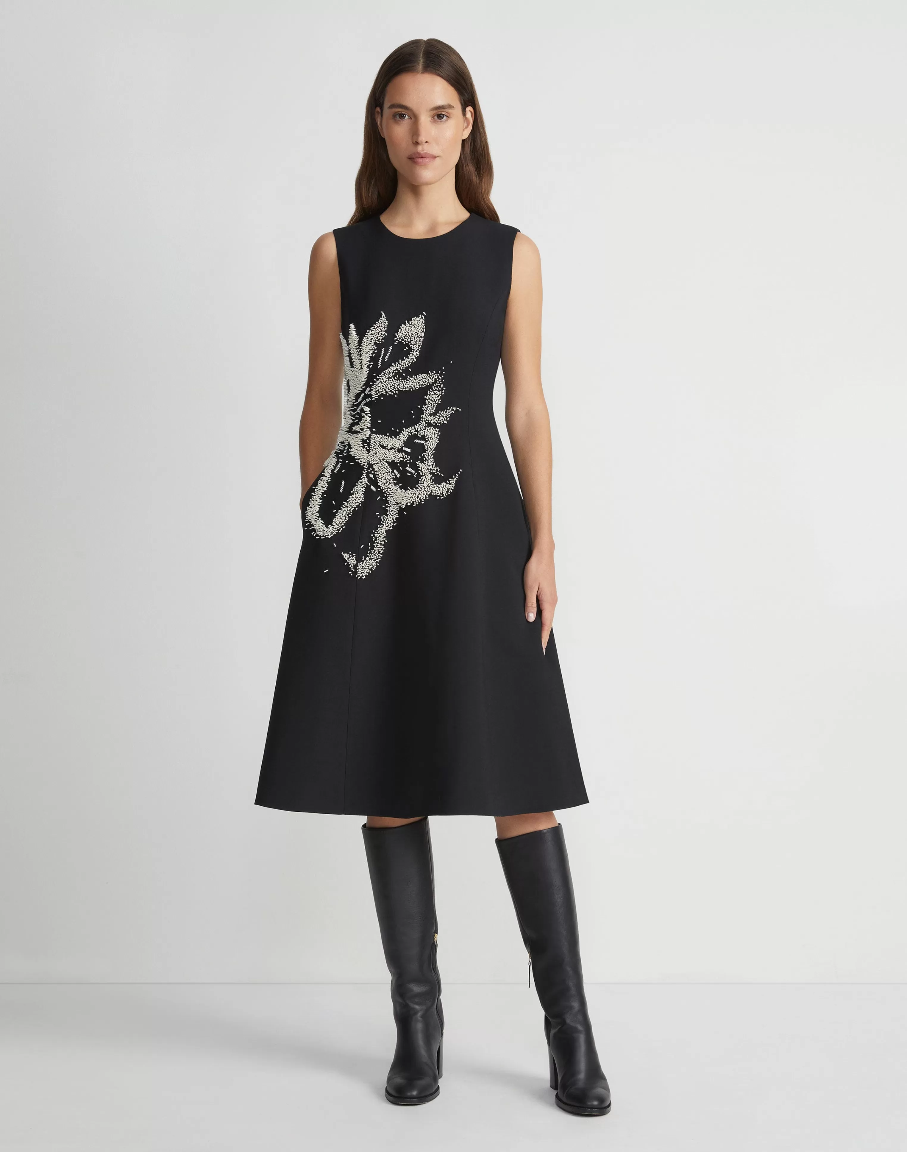 Hand-Beaded Rose Wool-Silk Crepe Sleeveless Dress<Lafayette 148 New York Clearance