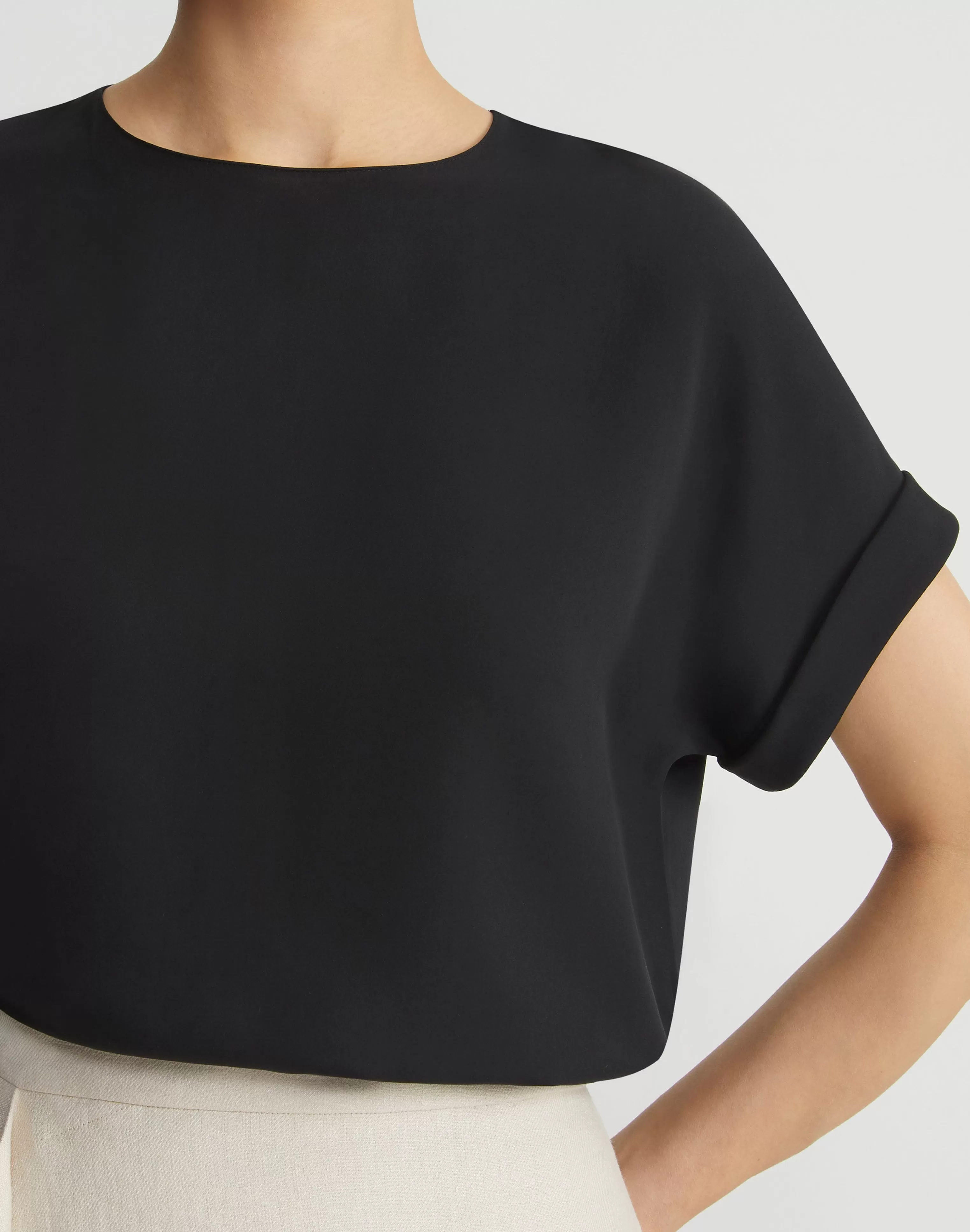 Organic Silk Georgette Cuffed T-Shirt Blouse<Lafayette 148 New York Shop